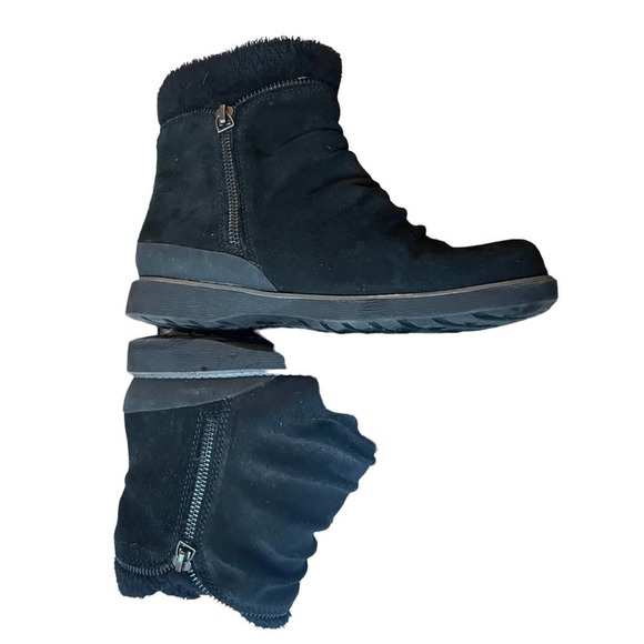 BareTraps Larkspur Black Suede Water Resistant Side-Zip Ankle Boots - Size 6 - Picture 11 of 16